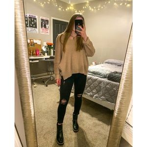 Black American Eagle Distressed Jegging Jeans